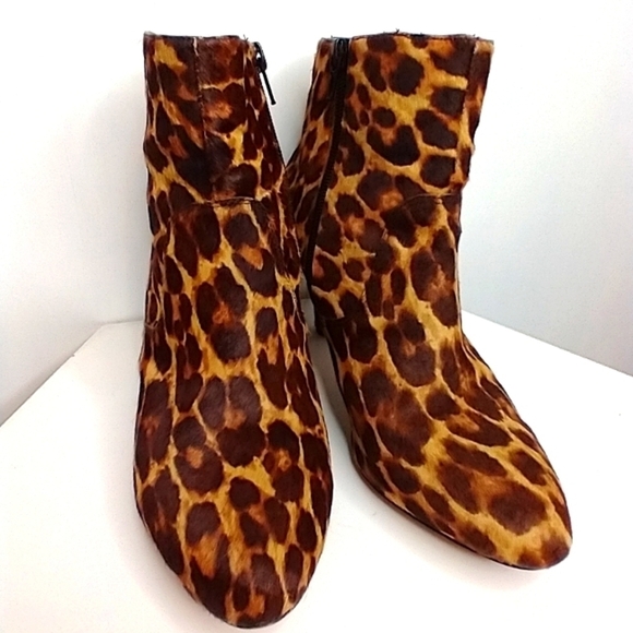LEOPARD HEELED BOOTIES - Picture 1 of 7